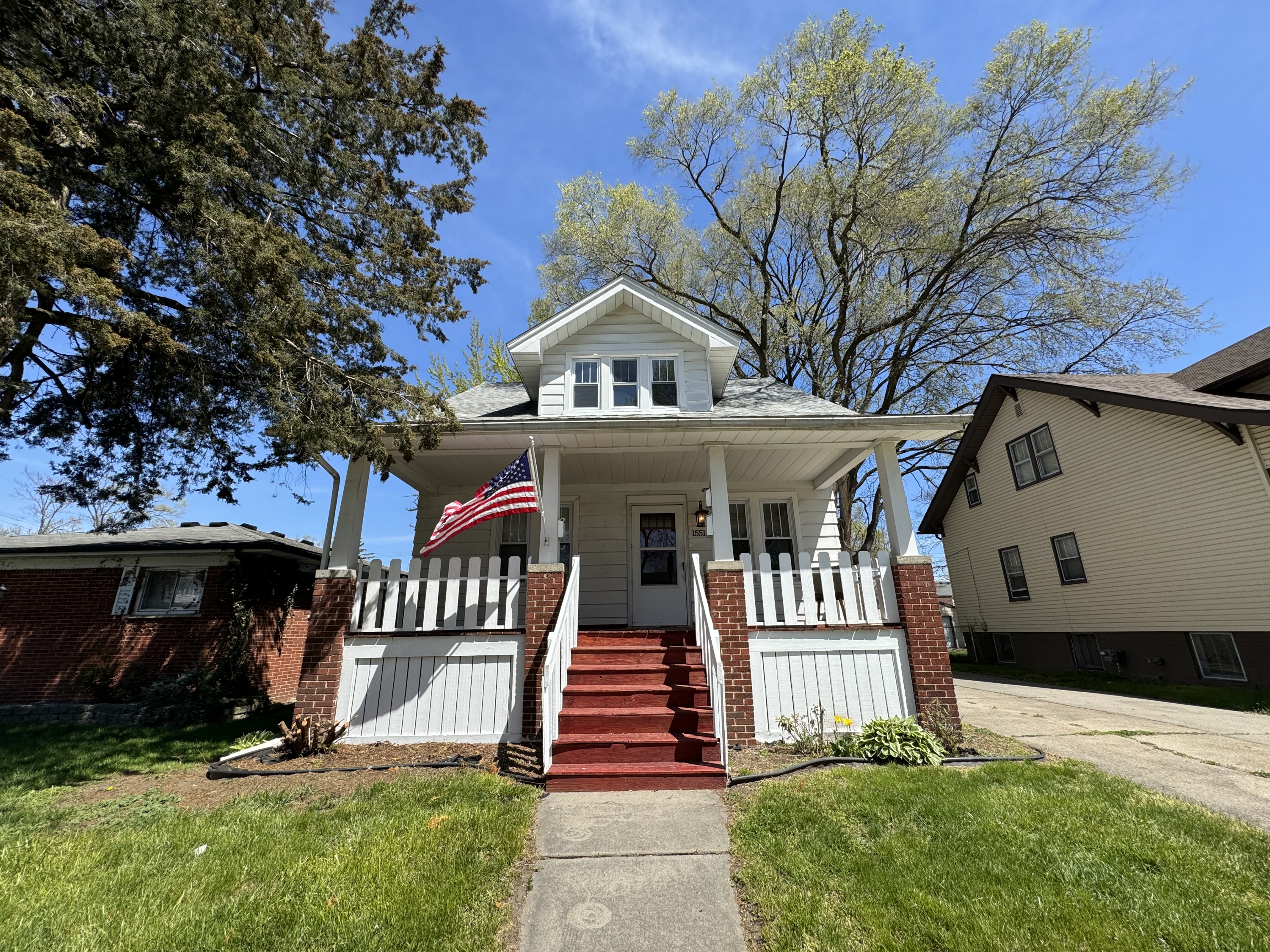15511 North Park Avenue #B